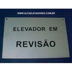 PLACA DE PVC ELEVADOR EM REVISÃO