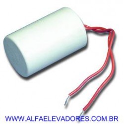 CAPACITOR ELETROLÍTICO 10 mF X 440 V