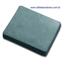 BASE DE BORRACHA 100 X 100 MM PARA MÁQUINA