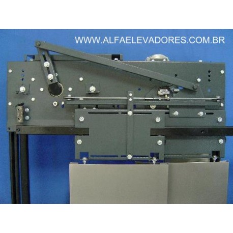 OPERADOR DE PORTA DE CABINE LATERAL 0900 MM X 2 FLS DIR.