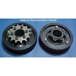 ENGRENAGEM DE NYLON 20 X 95 COM CUBO PARA MOTOR DO OPERADOR DE PORTA